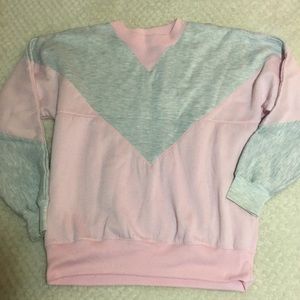 China wear sweatshirt size small
